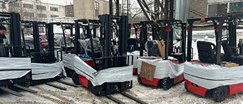 Новое поступление электропогрузчиков EP Equipment CPD18F8 на склад в Москве 